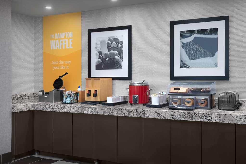 Hampton Inn Washington Dc Noma Union Station Restaurant bilde